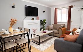 Incredible 2 Bedroom Home In Haydock